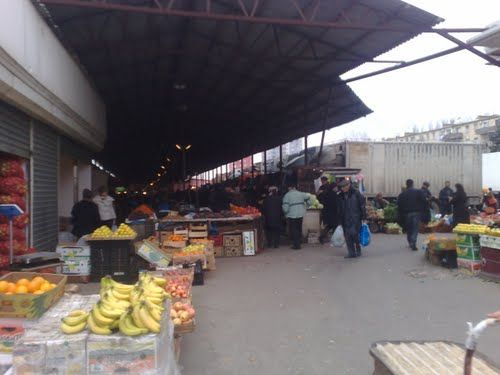 Bakının ən böyük bazarlarından birinin bağlanacağı iddialarına  RƏSMİ CAVAB