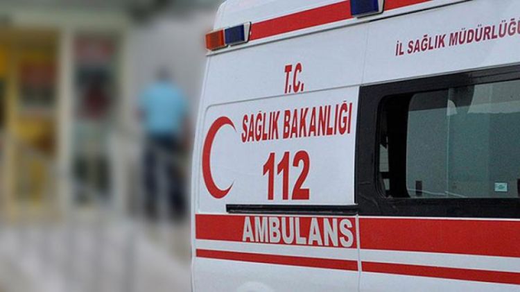 Türkiyədə məktəbli avtobusu qəza etdi: 2-si ağır olmaqla 21 yaralı