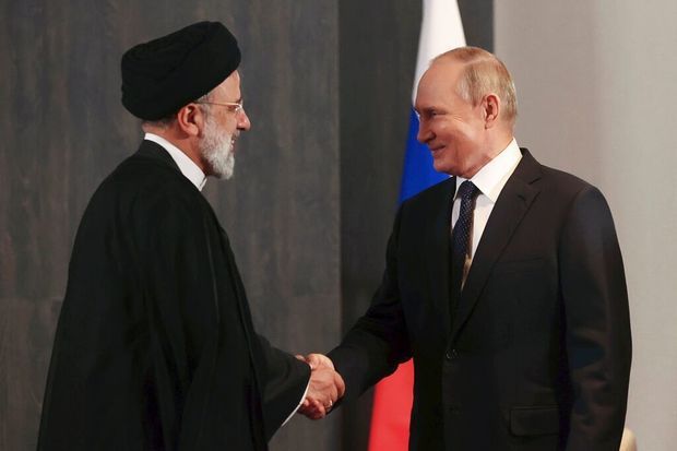 Rusiya və İran prezidentlərinin görüşü baş tutub - VİDEO