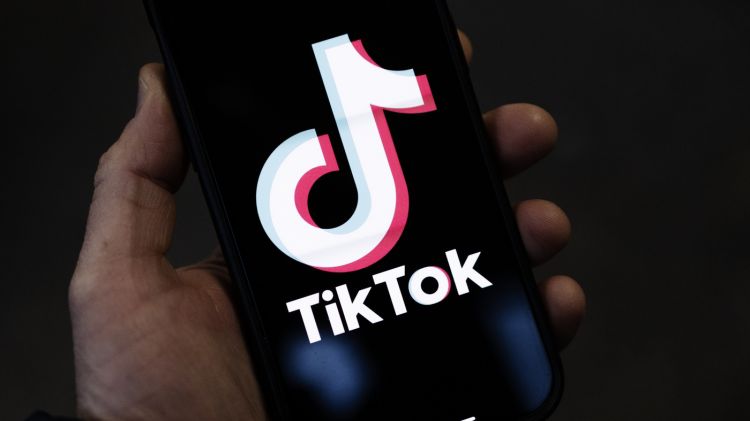 “TikTok” bu il Azərbaycandan yüklənmiş yüzminlərlə videonu silib