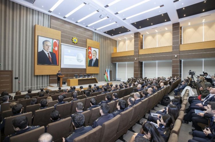 Bakı Baş Gömrük İdarəsinə mediatur təşkil edildi - FOTO