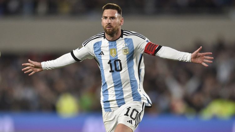 Messi ən yaxın ailə üzvünün toyuna getməyib