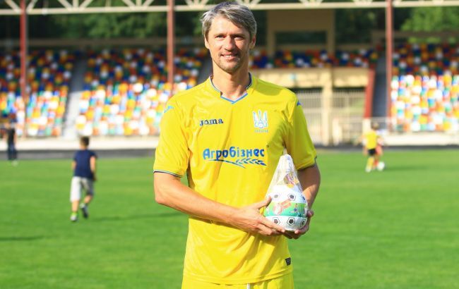 Ukrayna millisinin sabiq müdafiəçisi 42 yaşında qəfil dünyasını dəyişib Ukrayna millisinin sabiq müdafiəçisi 42 yaşında qəfil dünyasını dəyişib