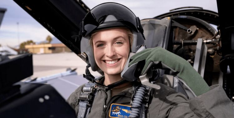 ABŞ Hərbi Hava Qüvvələri zabiti "Miss America - 2024" müsabiqəsinin qalibi olub - FOTO ABŞ Hərbi Hava Qüvvələri zabiti "Miss America - 2024" müsabiqəsinin qalibi olub - FOTO