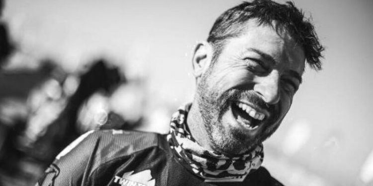 İspaniyalı motosikletçi yarışda aldığı zədələrdən ölüb - FOTO