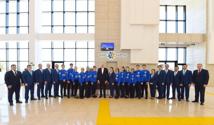 Prezident Lənkəranda “ASAN xidmət"in açılışını edib - FOTO - Yenilənib Prezident Lənkəranda “ASAN xidmət"in açılışını edib - FOTO - Yenilənib