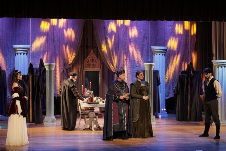 DOST İnklüziv İnkişaf və Yaradıcılıq Mərkəzində “Hamlet” tamaşasının premyerası olub - FOTO DOST İnklüziv İnkişaf və Yaradıcılıq Mərkəzində “Hamlet” tamaşasının premyerası olub - FOTO
