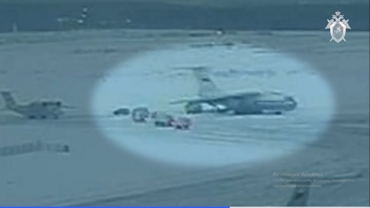 Ukraynalı əsirlərin olduğu “İl-76” təyyarəsinin qəza görüntüləri yayılıb - VİDEO Ukraynalı əsirlərin olduğu “İl-76” təyyarəsinin qəza görüntüləri yayılıb - VİDEO