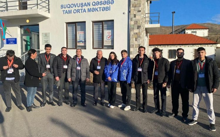 Prezident seçkilərini QHT-lərdən rekord sayda müşahidəçi izləyir Prezident seçkilərini QHT-lərdən rekord sayda müşahidəçi izləyir