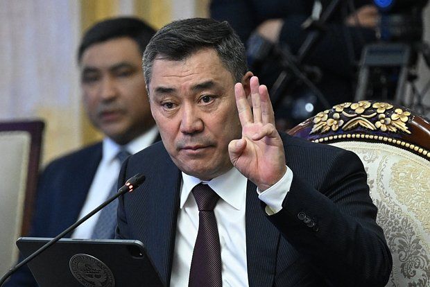 Qırğızıstan prezidenti əmlakından danışdı