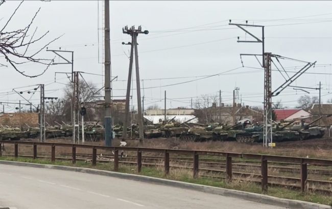 Partizanlar Yevpatoriyada çoxlu sayda Rusiya tankı qeydə alıblar - VİDEO