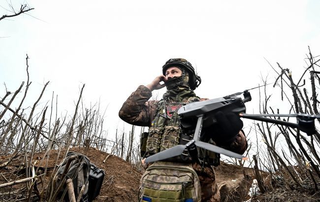 Ukraynalı müdafiəçilər Avdeyevka istiqamətində rusiyalı hərbçiləri belə məhv etdilər - VİDEO