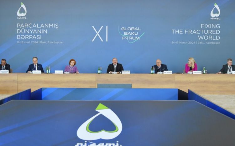 Prezident XI Qlobal Bakı Forumunda çıxış edib
