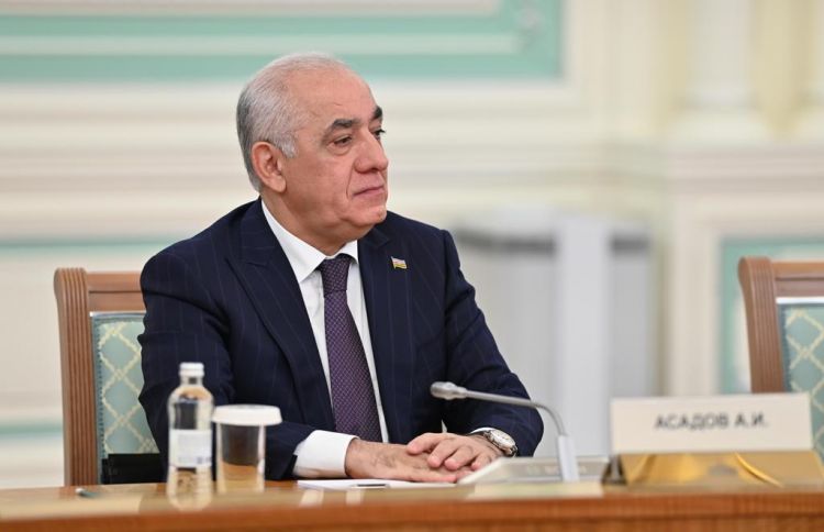 Əli Əsədov bu il Qarabağa köçürüləcək ailələrin sayını açıqladı Əli Əsədov bu il Qarabağa köçürüləcək ailələrin sayını açıqladı