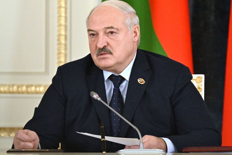Lukaşenkonun onu diktator adlandıranlara  CAVABI