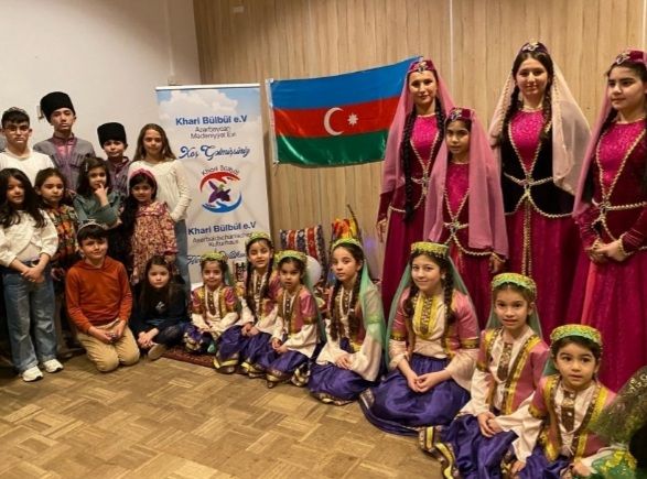Berlindəki “Xarı Bülbül” Azərbaycan Mədəniyyət Evi Novruz şənliyi təşkil edib