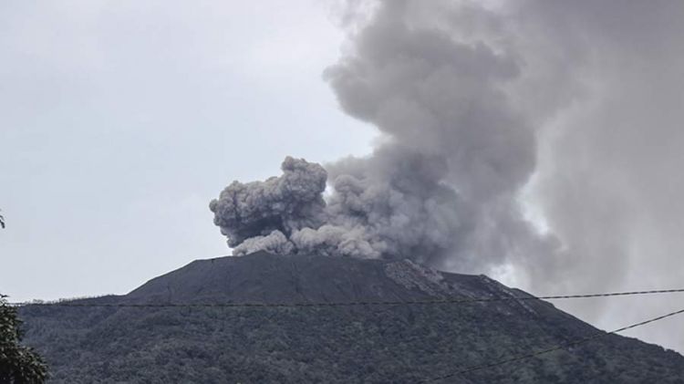 İndoneziyanın Marapi vulkanı 1,5 km hündürlüyə kül püskürüb