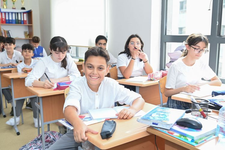 Məktəbəhazırlıq qruplarında, IV və VI siniflərdə şagirdlərin yerdəyişməsi dayandırılacaq Məktəbəhazırlıq qruplarında, IV və VI siniflərdə şagirdlərin yerdəyişməsi dayandırılacaq
