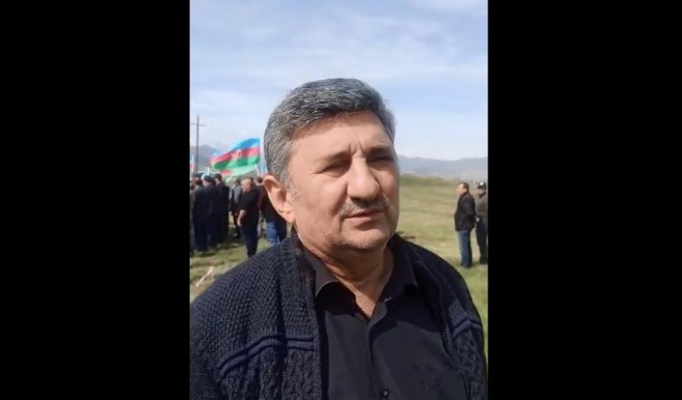 "O gecə orda qalıb həlak olan xocalılardan üzr istədim" - Rey Kərimoğlu "O gecə orda qalıb həlak olan xocalılardan üzr istədim" - Rey Kərimoğlu