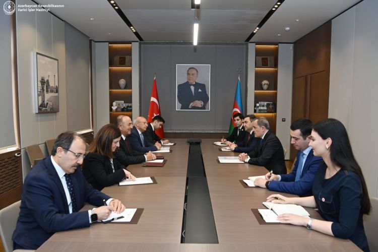 Ceyhun Bayramov Mövlud Çavuşoğlu ilə regional vəziyyəti müzakirə edib -  YENİLƏNİB Ceyhun Bayramov Mövlud Çavuşoğlu ilə regional vəziyyəti müzakirə edib -  YENİLƏNİB