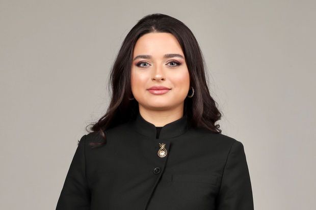 “Forbes”un siyahısında yer alan azərbaycanlı gənc DANIŞDI -  VİDEO “Forbes”un siyahısında yer alan azərbaycanlı gənc DANIŞDI -  VİDEO