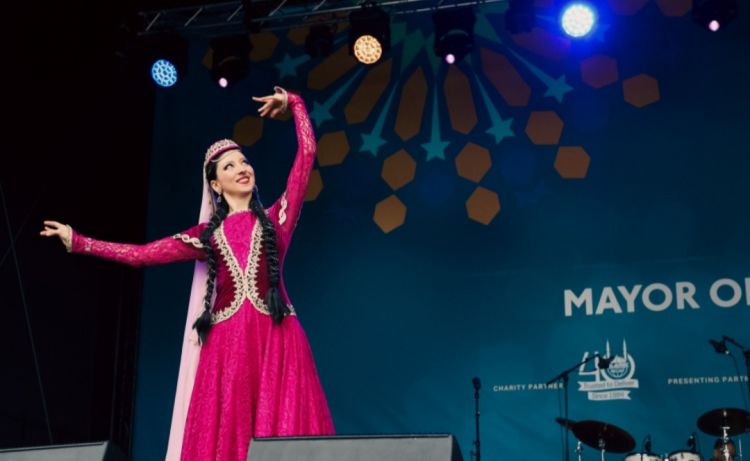 Londonda keçirilən festivalda Azərbaycan rəqsi nümayiş olunub