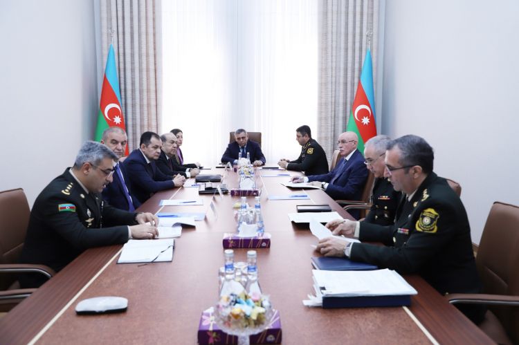 Mərkəzi Çağırış Komissiyasının iclası keçirilib - FOTO Mərkəzi Çağırış Komissiyasının iclası keçirilib - FOTO