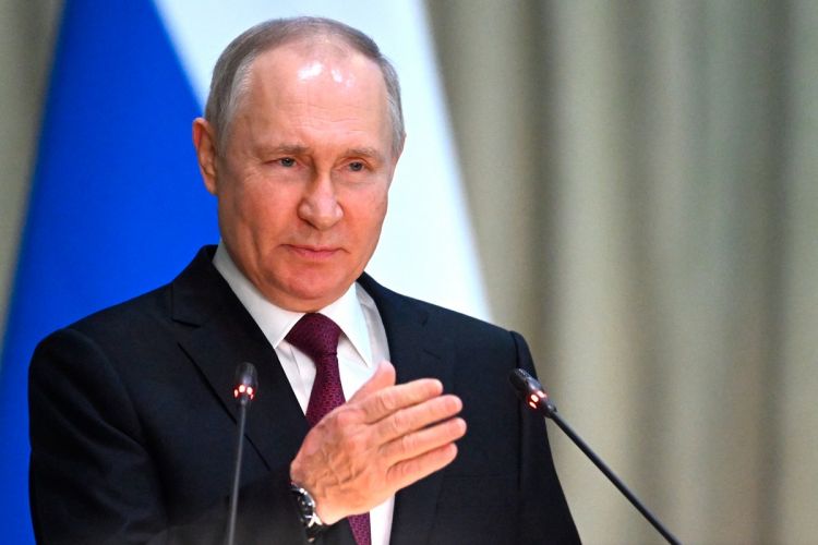 Putin yeni prezidentlik müddətinin prioritetlərini açıqlayıb