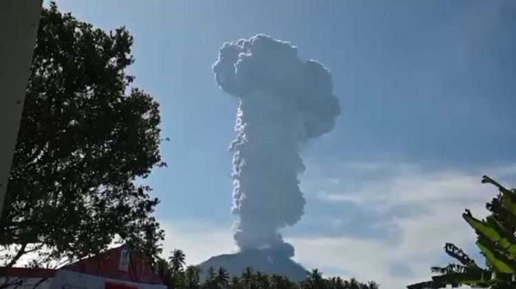 İndoneziyada İbu vulkanında püskürmə baş verib