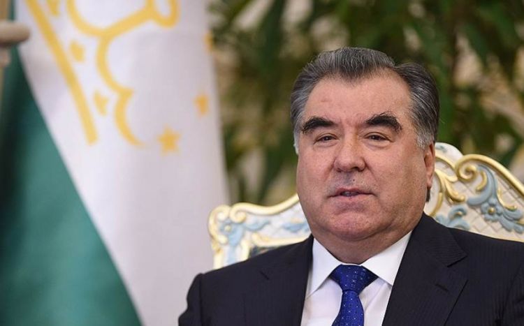 Tacikistan Prezidentinin rəsmi qarşılanma mərasimi olub