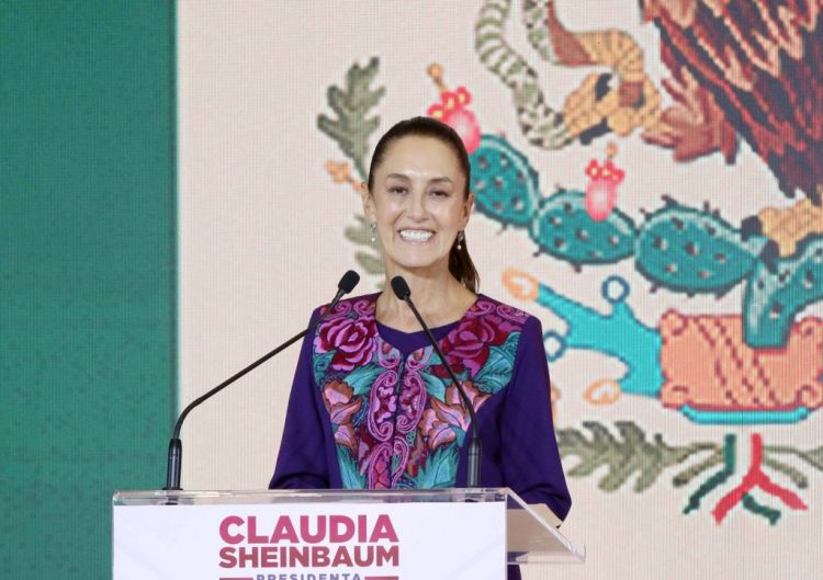 Putin Meksikanın ilk qadın prezidentinə müraciət edib