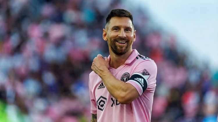 Messi dünyanın ən yaxşı iki futbol komandasının adını çəkdi