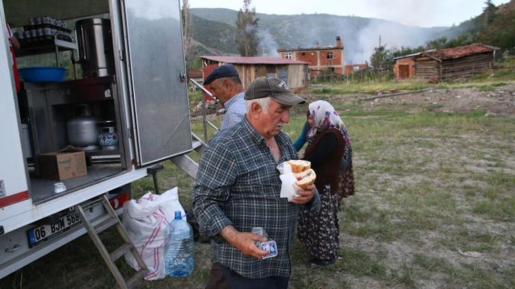 Kastamonuda baş verən yanğında 11 kənd evi yanıb