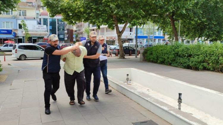 Türkiyədə İŞİD əməliyyatı: Bağdadinin qohumu yaxalandı Türkiyədə İŞİD əməliyyatı: Bağdadinin qohumu yaxalandı