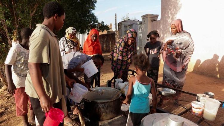 Sudanda hər 5 nəfərdən 1-i təcili qida çatışmazlığı ilə üzləşir