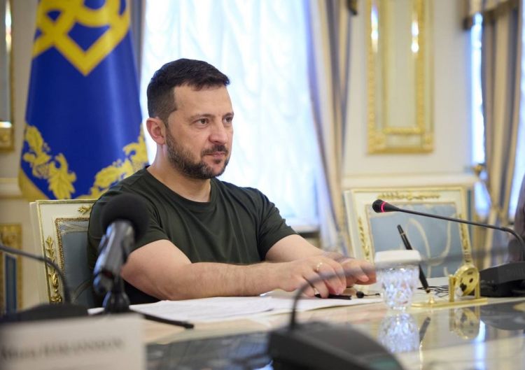 Ukraynada xainlər dövlət mükafatlarından məhrum ediləcək Ukraynada xainlər dövlət mükafatlarından məhrum ediləcək