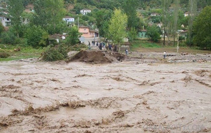 Bəzi çaylardan sel keçəcək -  XƏBƏRDARLIQ Bəzi çaylardan sel keçəcək -  XƏBƏRDARLIQ