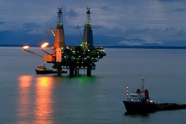 Afrika ölkəsi təcili olaraq neft hasilatını dayandırıb Afrika ölkəsi təcili olaraq neft hasilatını dayandırıb