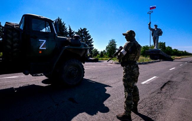 Ukrayna Hərbi Dəniz Qüvvələri Rusiyanın Mariupol yaxınlığındakı silah-sursat anbarını məhv edib