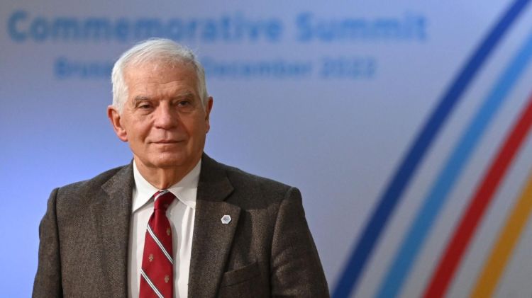 Borrel Qərbi Ukraynaya yardımı artırmağa çağırıb Borrel Qərbi Ukraynaya yardımı artırmağa çağırıb