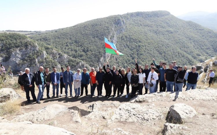 Vüqar Həşimov Memorialının iştirakçıları üçün Şuşada gəzinti turu təşkil edilib