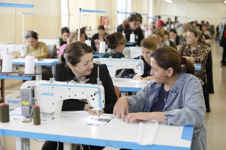 Dövlət Məşğulluq Agentliyinin Xankəndidə təşkil etdiyi kurslarda 300-ə yaxın müdavim peşələrə yiyələnir