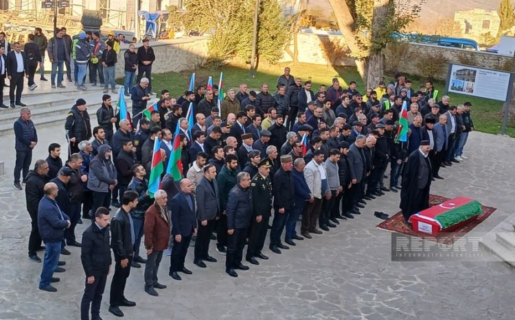 Şuşada I Qarabağ müharibəsinin şəhidi Hidayət Qarayev dəfn edilib - FOTO