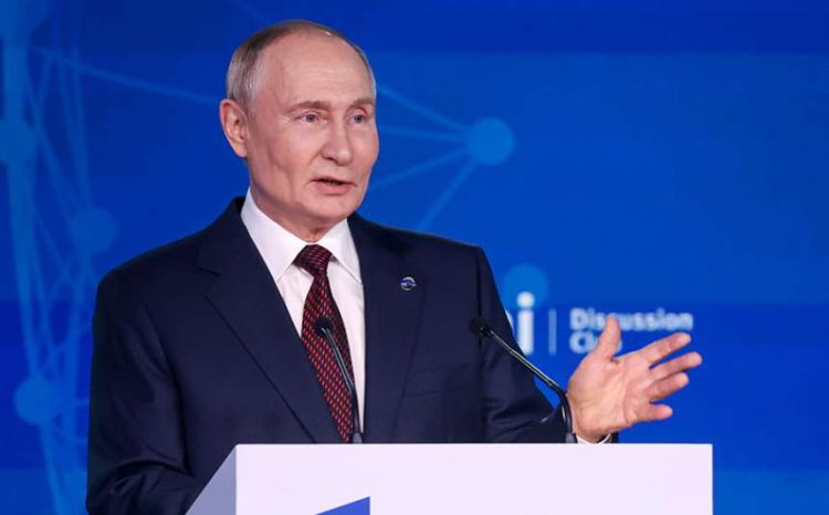 Putin NATO-nu “açıq anaxronizm” adlandırıb - VİDEO Putin NATO-nu “açıq anaxronizm” adlandırıb - VİDEO