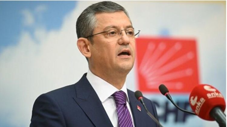 CHP-də böhran: Özəlin bu açıqlamasına sərt reaksiya