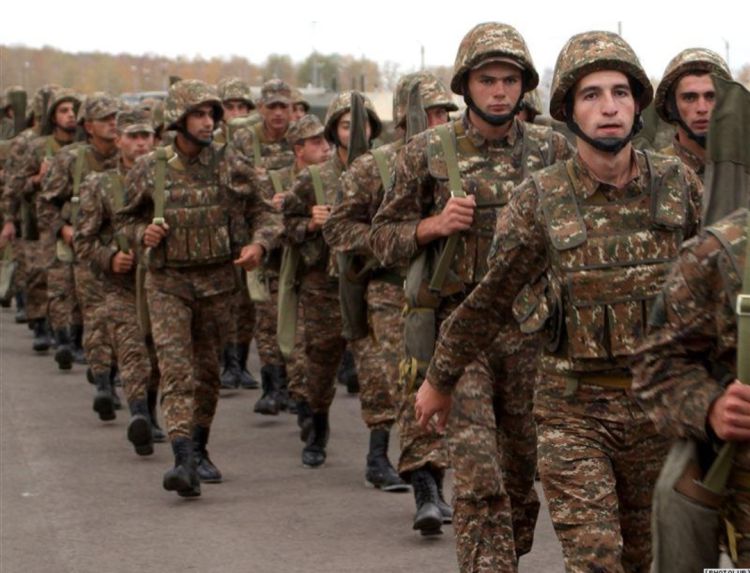 İrəvan Bakının tələbini yerinə yetirir: Ermənistanda əsgərlik müddəti buna görə azaldılır?