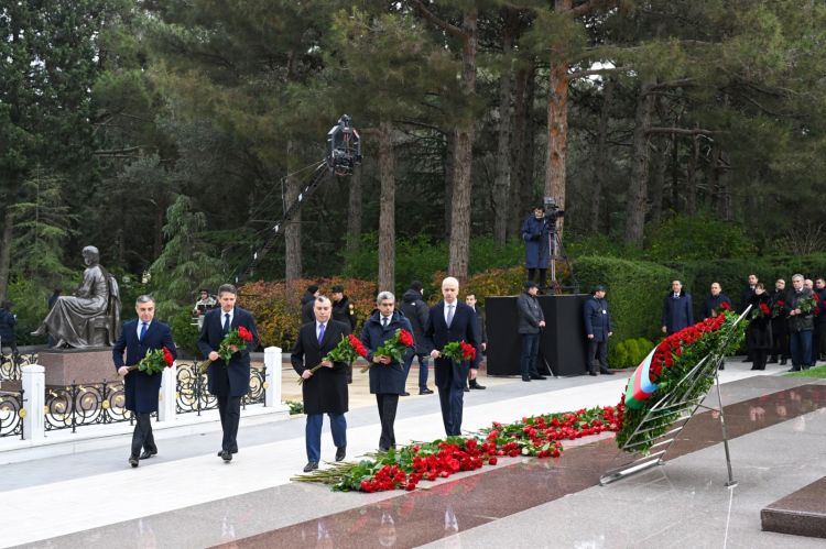 Nazirlikdə Ulu Öndərin anım gününə həsr olunmuş tədbir keçirilib - FOTO