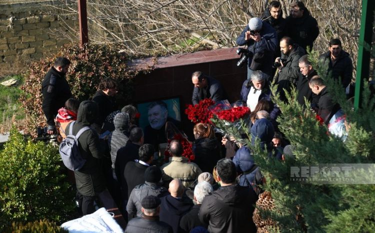 Mərhum şahmatçı Vüqar Həşimovun atası dəfn olunub - FOTO