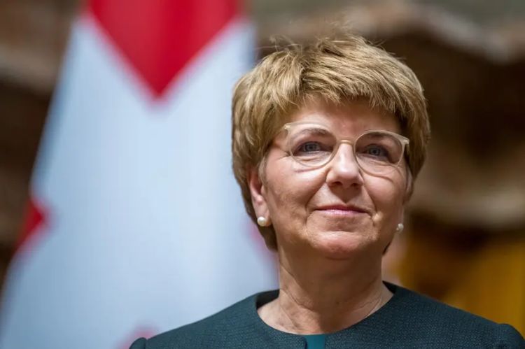 İsveçrənin müdafiə naziri gözlənilmədən istefa verdiyini açıqladı İsveçrənin müdafiə naziri gözlənilmədən istefa verdiyini açıqladı