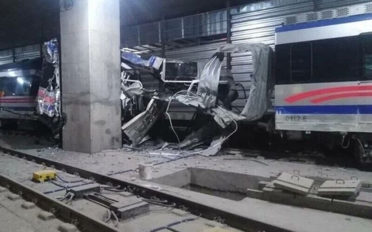 İranın İsfahan əyalətində metro stansiyasında tunel uçub